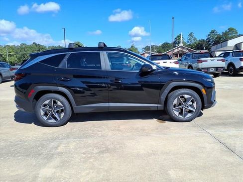 New 2026 Hyundai Tucson SEL image 2