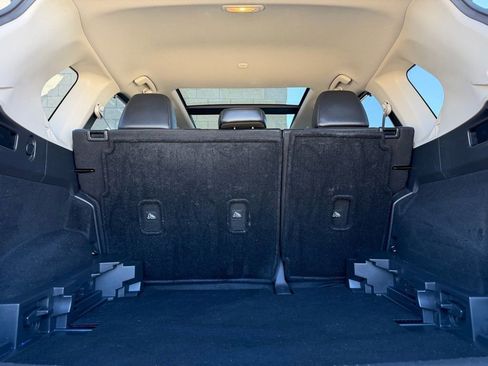 Used 2023 Nissan Rogue Platinum w/ Platinum Premium Package image 9