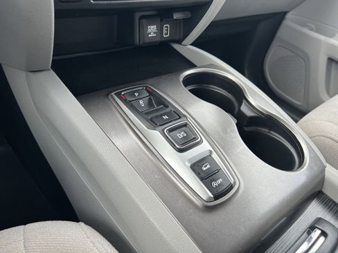 Used 2021 Honda Pilot EX image 21