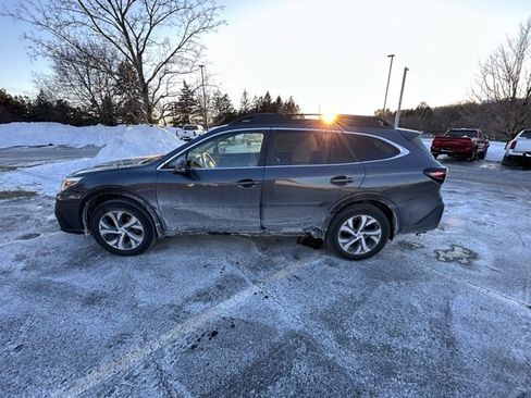 Used 2021 Subaru Outback Limited image 6