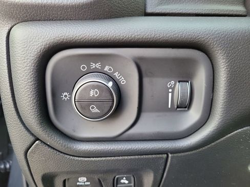 New 2026 RAM 1500 Big Horn w/ Night Edition AWD/4WD image 22
