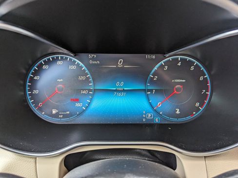 Used 2022 Mercedes-Benz GLC 300 4MATIC image 19