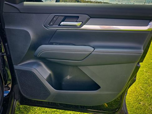 New 2026 GMC Terrain Elevation AWD/4WD image 38