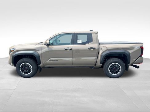 New 2026 Toyota Tacoma TRD Off-Road AWD/4WD image 2