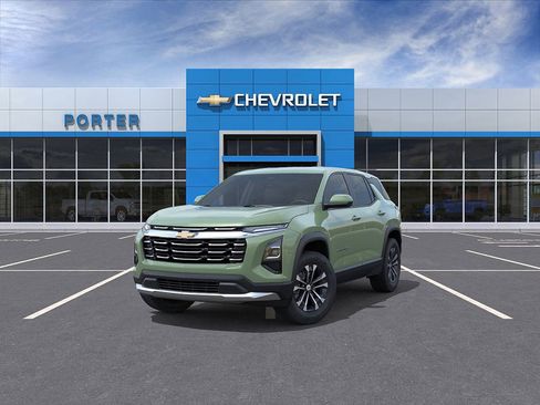 New 2026 Chevrolet Equinox LT w/ Convenience Package II image 8