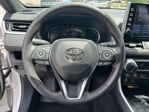 Used 2022 Toyota RAV4 XSE AWD/4WD image 15