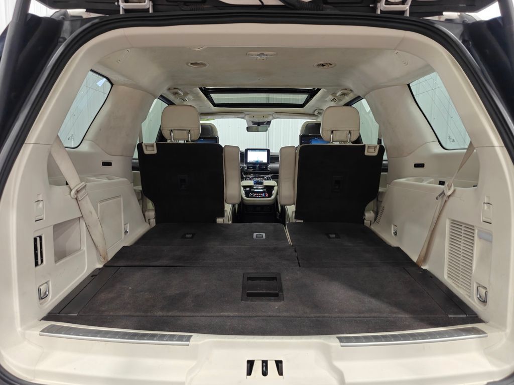 Used 2019 Lincoln Navigator Black Label w/ Cargo Package AWD/4WD image 44