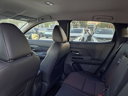 New 2026 Nissan Kicks SR FWD image 5