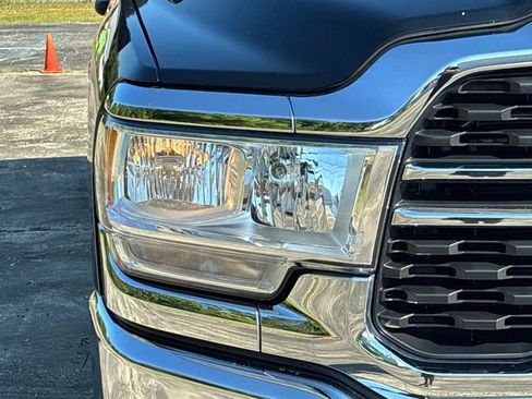 Used 2024 RAM 2500 Big Horn AWD/4WD image 9