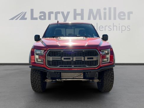 Used 2019 Ford F150 Raptor w/ Equipment Group 801A Mid image 8
