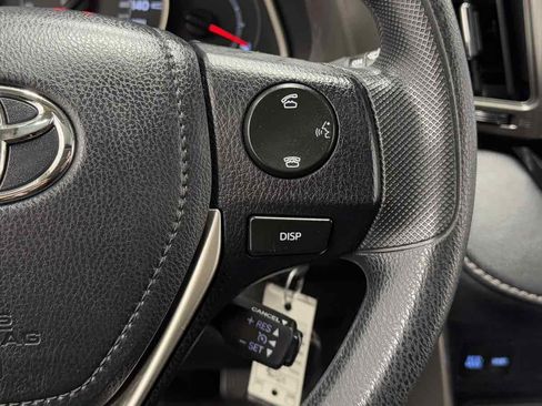 Used 2014 Toyota RAV4 XLE image 17