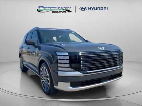 New 2026 Hyundai Palisade Calligraphy FWD image 2