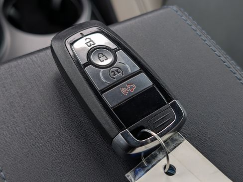 Used 2024 Ford Bronco Wildtrak image 57