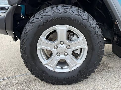 Used 2019 Jeep Wrangler Unlimited Sport S image 12