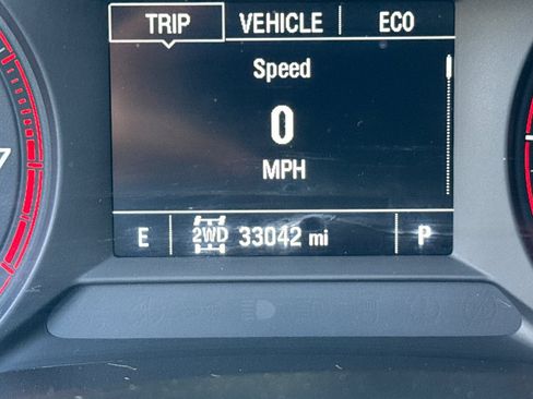 Used 2023 Chevrolet TrailBlazer RS w/ Sun and Liftgate Package AWD/4WD image 3