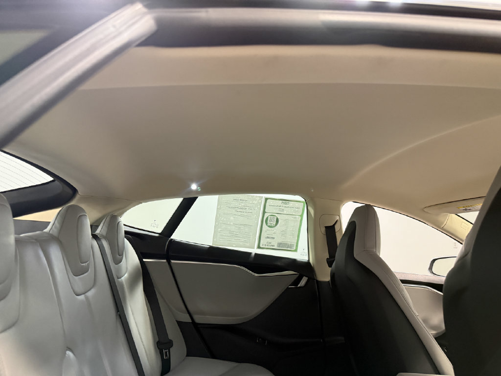 Used 2013 Tesla Model S Performance RWD image 56