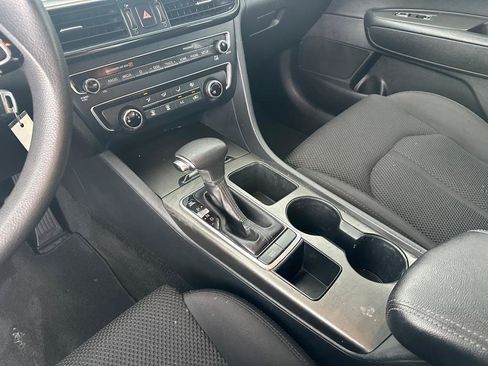Used 2019 Kia Optima LX FWD image 18