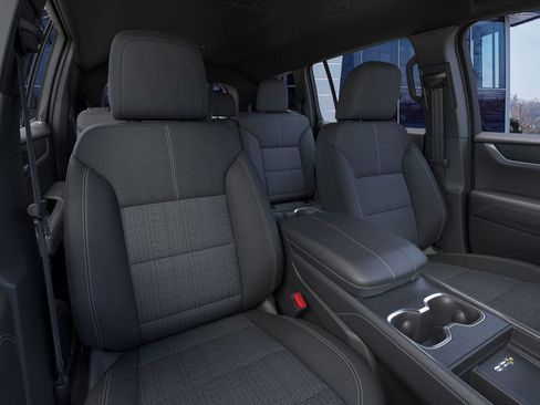 New 2026 GMC Acadia Elevation image 16