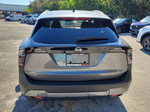 New 2026 Nissan Kicks SV w/ SV Premium Package image 6