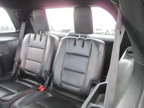 Used 2018 Ford Explorer Sport w/ Equipment Group 401A AWD/4WD image 24