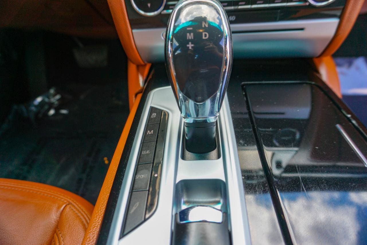 Used 2015 Maserati Quattroporte S Q4 AWD/4WD image 27