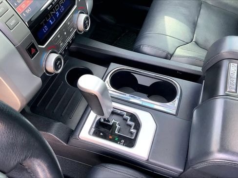 Used 2015 Toyota Tundra Platinum image 16