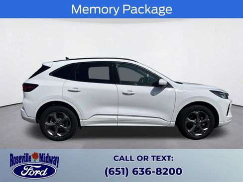 Used 2023 Ford Escape ST-Line Select w/ Tech Pack #2 AWD/4WD image 11