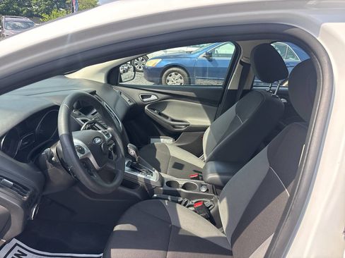 Used 2014 Ford Focus SE FWD image 8