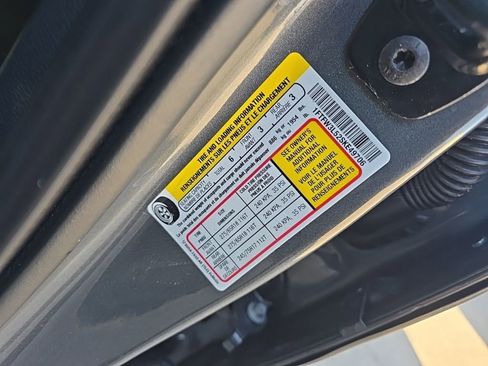 Used 2025 Ford F150 XLT w/ Equipment Group 301A Standard image 9