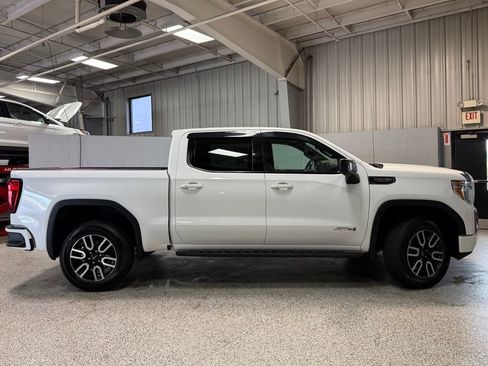Used 2021 GMC Sierra 1500 AT4 w/ AT4 Premium Package AWD/4WD image 7