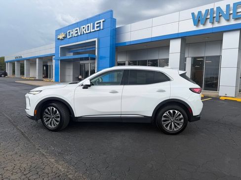 Used 2024 Buick Envision Preferred AWD/4WD image 2