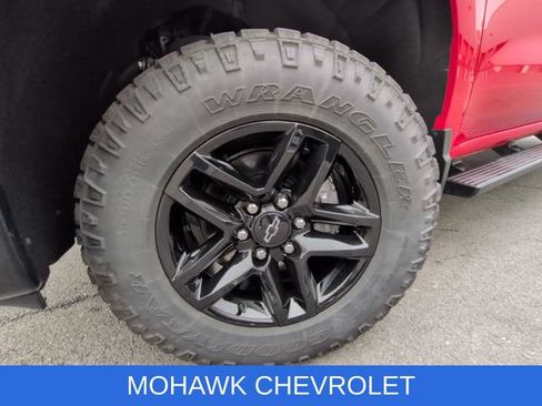 Used 2023 Chevrolet Silverado 1500 LT Trail Boss w/ Protection Package AWD/4WD image 34
