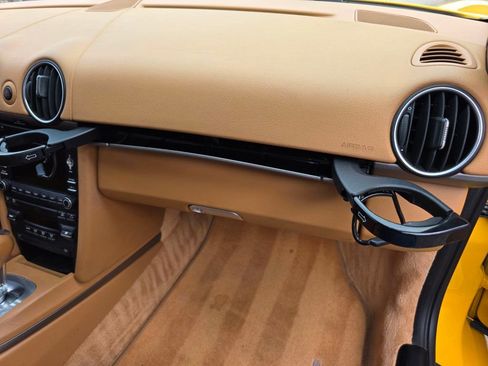 Used 2011 Porsche Cayman RWD image 63