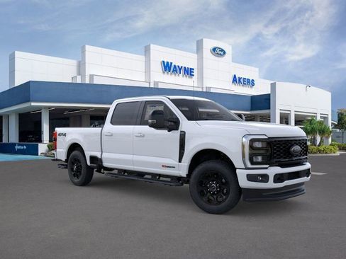 New 2026 Ford F250 Lariat w/ Black Appearance Package image 7