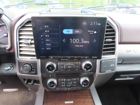 Used 2017 Ford F350 Platinum w/ Platinum Ultimate Package AWD/4WD image 39