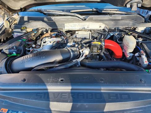 Used 2018 Chevrolet Silverado 2500 LT w/ LT Convenience Package image 17