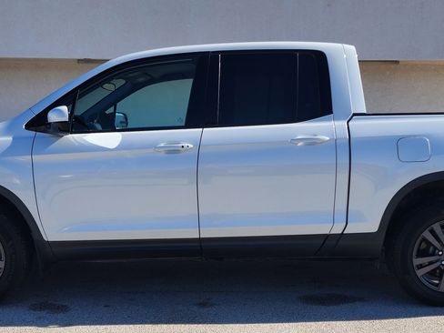 Used 2020 Honda Ridgeline Sport image 8