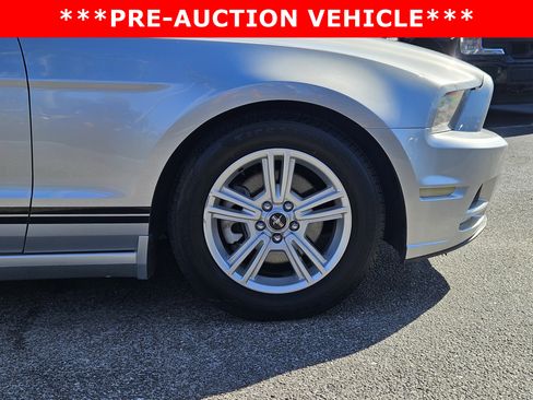 Used 2014 Ford Mustang Convertible w/ Equipment Group 102A image 11