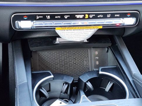 New 2026 Mercedes-Benz GLS 450 4MATIC image 23