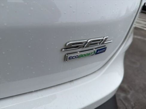 Used 2020 Ford Edge SEL w/ Cold Weather Package image 6