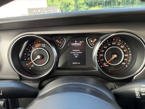 Used 2022 Jeep Wrangler Unlimited Sport AWD/4WD image 52