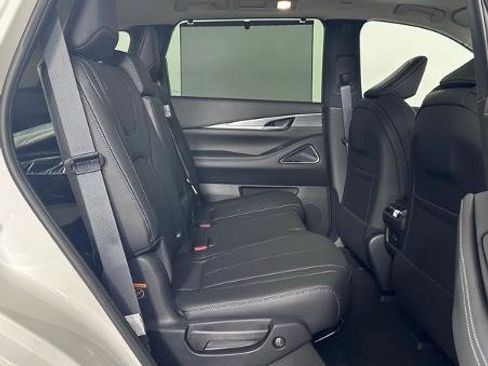 Certified 2025 INFINITI QX60 Luxe image 28