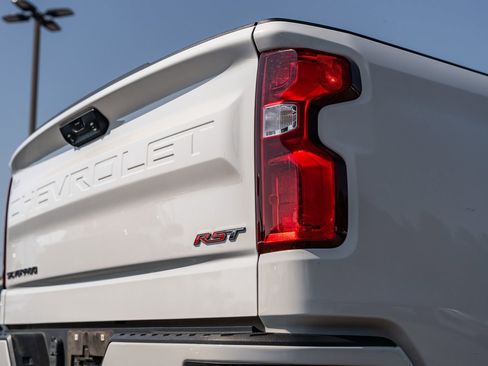 Used 2022 Chevrolet Silverado 1500 RST AWD/4WD image 14
