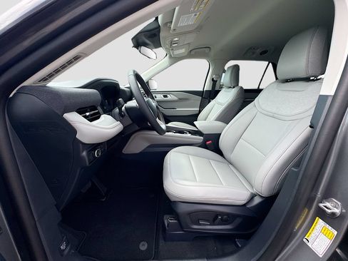 New 2026 Ford Explorer Active w/ Active Comfort Package RWD image 21
