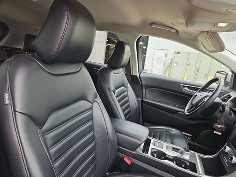 Used 2022 Ford Edge SEL w/ Convenience Package image 12