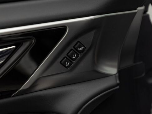 Used 2022 Subaru Outback Limited XT image 29