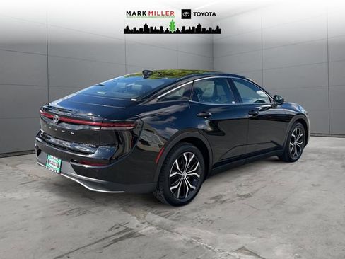 Certified 2024 Toyota Crown Limited image 5