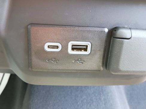 Used 2024 GMC Sierra 1500 Pro w/ Pro Value Package RWD image 6