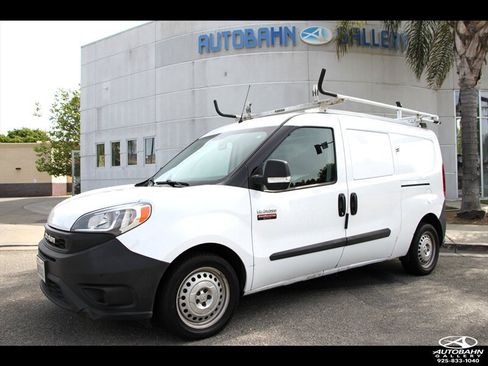 Used 2021 RAM ProMaster City Tradesman w/ Mopar Trailer Tow Group FWD image 1