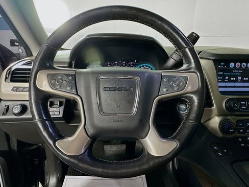 Used 2018 GMC Yukon Denali w/ Denali Ultimate Package image 11